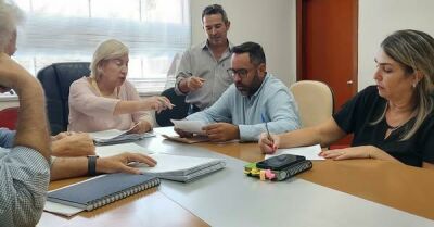 Imagem da notícia Prefeito de Alcinópolis solicita novas moradias e obra de contenção à AGEHAB em reunião na Capital